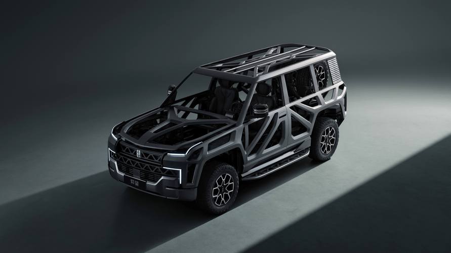 广州296仰望U8硬派越野的科技魅力，国能汽车对传统燃油车市场的冲击